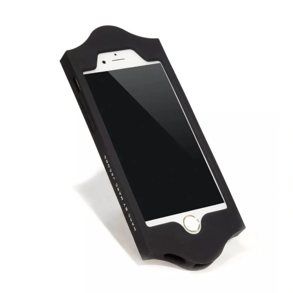 Marc By Marc Jacobs Alice In Wonderland Door Knob Silicone 6 &6S iPhone Case.